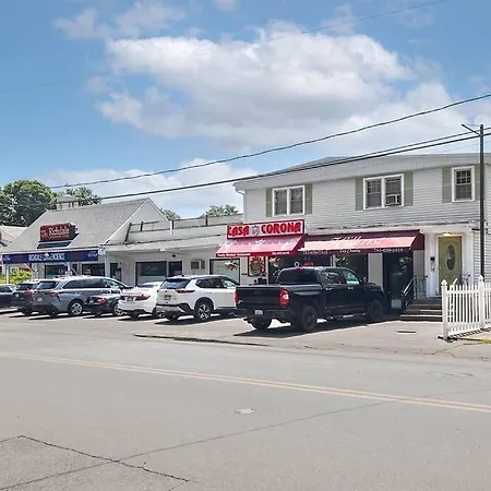 Couples And Beach Lovers Meet Your Needs In One Location Marblehead Esterno foto