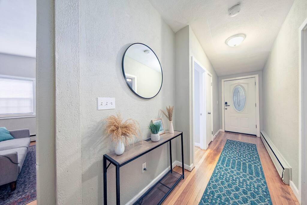 Couples And Lovers Meet Your Needs In One Location